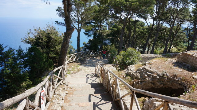 Hiking in capri, path, street, italy