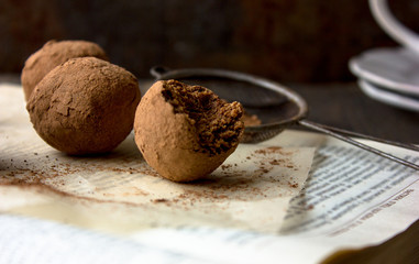 Chocolate truffle, Truffle chocolate candies with cocoa powder.Homemade fresh energy balls with chocolate.Gourmet assorted truffles made by chocolatier .Chunks of chocolate