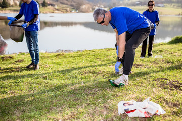 Cleaning the environment together
