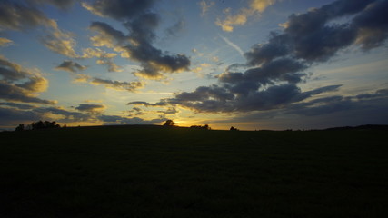 Obraz premium Abend am Berg beim Sonnenuntergang