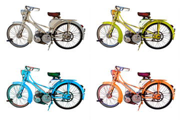 quatre mobylettes repeintes