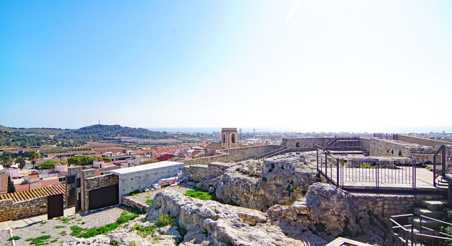 Castillo de la Santa Creu en Calafell, El Vendrell, Tarragona, Catalunya, Espa&ntilde;a