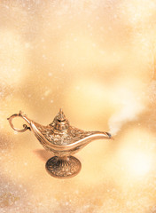 Goldene Aladdin Wunderlampe arabisch