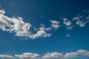 Obraz premium blue sky with white clouds