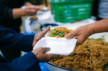 Helping to alleviate hunger from the humanitarian of people in society: concepts food sharing