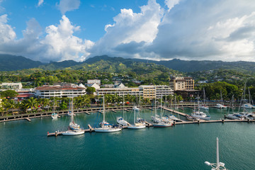 Aerial View of Papeete Tahiti (French Polynesia)  - obrazy, fototapety, plakaty