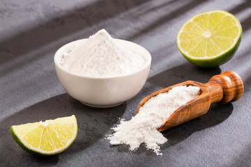 Baking soda with lemon - Citrus × latifolia