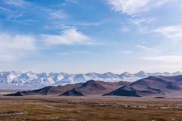 Fototapeta na wymiar Mountain road in the alps ,Xinjiang, China 