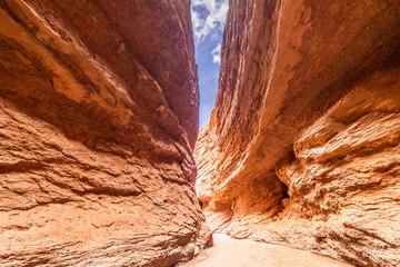 Tianshan Mysterious Grand Canyon entrance Xinjiang Uygur Zizhiqu China ，Sandstone formations in Utah USA  