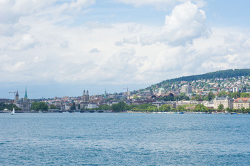 Naklejka premium Zurich city from Lake Zurich