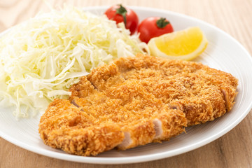 トンカツ