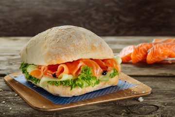 Sandwich with salmon and cheese