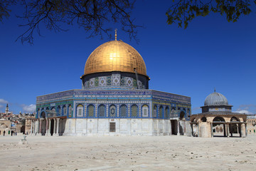 Obraz premium Mousque of Al-aqsa (Dome of the Rock) in Old Town - Jerusalem, Israel 