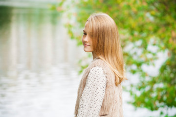 Naklejka premium Portrait of a beautiful young blonde little girl