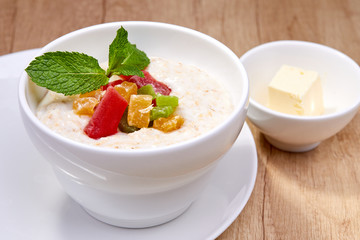 breakfast with oat porridge