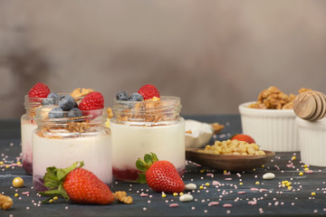Series about granola, berry and greek yogurt suitable for a healthy breakfast, snack or dessert.
