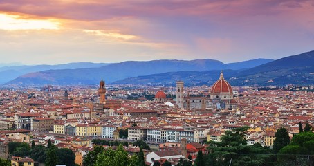 Fototapeta na wymiar Panorama of Duomo Santa Maria Del Fiore and tower of Palazzo Vecchio