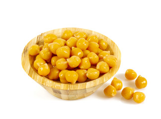chickpeasisolated on white