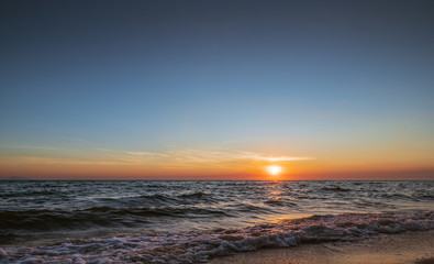 Fototapeta premium Sunset sky background on the beach summer concept background.