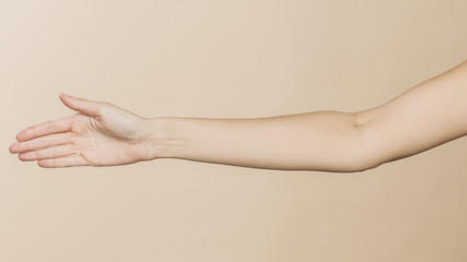 Welcoming women's hand