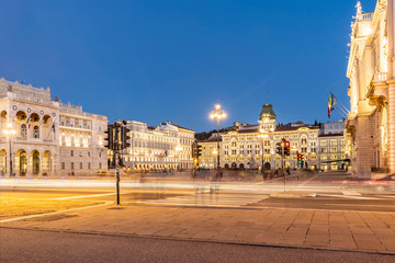 Obraz premium Piazza Unità d'Italia at night in Trieste Italy, long exposure