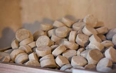 Mohr, is symbol reminding prayers about living humble,not being greedy and taking difficulties not serious.Christ Version of dust to dust.Turbah(Persian: mohr) is a small piece of soil or clay,tablet