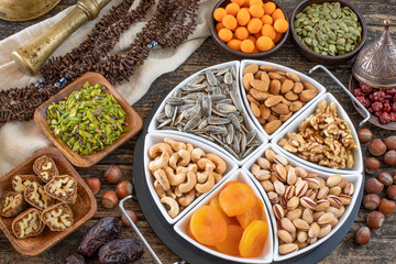 Several types on nuts.