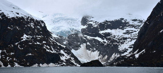 Snow covered mountains in Kenai Fjords National Park