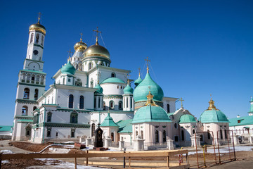 Fototapeta na wymiar church with golden domes