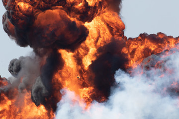 Explosion
