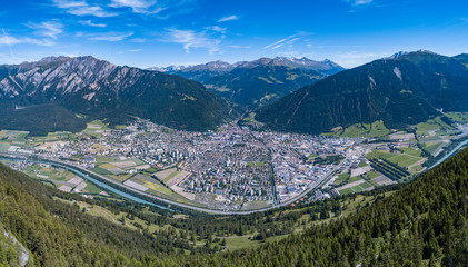 Fototapeta na wymiar Panorama über Chur