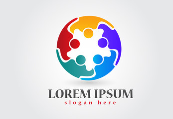 Logo teamwork hugging people