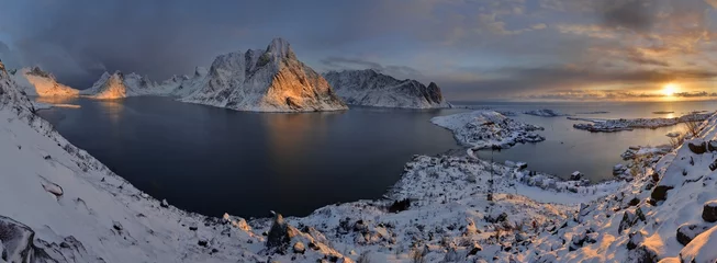 Crédence de cuisine en verre imprimé Reinefjorden Frozen sunrise 2, Reine, Lofoten, Norway, February 2019
