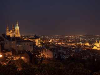 Fototapeta na wymiar St Vitus Cathedral in Prague at night