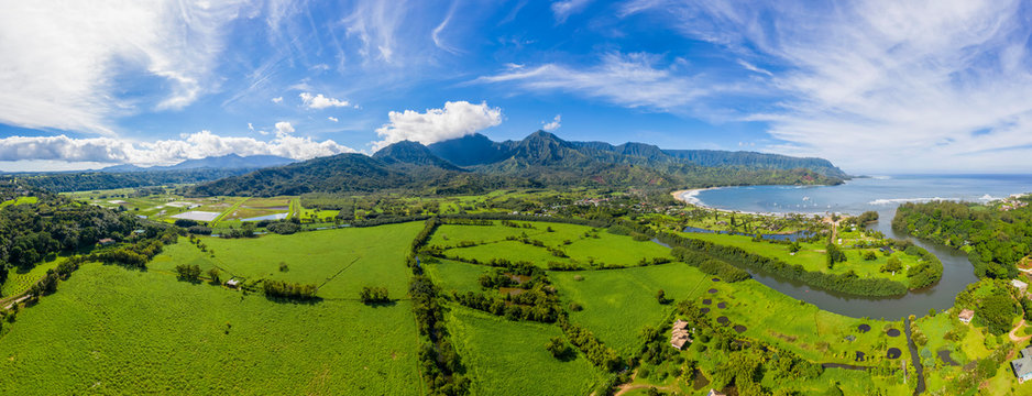 USA, Hawaii, Hanalei, View to taro fields, Hanalei, Hanalei Bay and Hanalei River, Aerial view