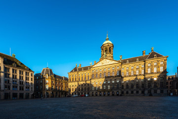 Fototapeta na wymiar Beautiful winter view of the Royal Palace on the dam square in Amsterdam, the Netherlands