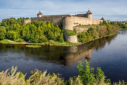 View of border river Narva between Estonia and Russia, fortress, Ivangorod, Russia, Europe