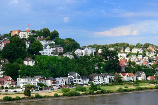 Treppenviertel by River Elbe, Blankenese, Hamburg, Germany, Europe