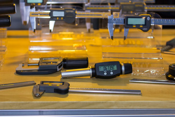 High accuracy and modern of digital bore gauges for internal diameter check  and many kind of...