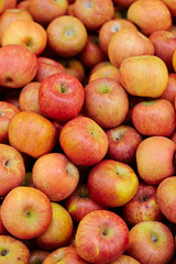 Fototapeta na wymiar apples at the market