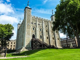 Fototapeta premium Tower of London, White Tower in a sunny day, London, Great Britain