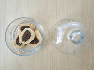 Cookies in glass bowl