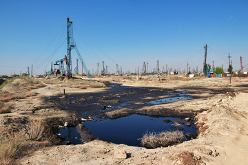 oil rig, Baku, Caspian Sea, Azerbaijan, Caucasus