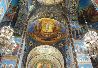 Fototapeta na wymiar The interior of the Church on the Spilled Blood