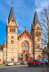 Fototapeta na wymiar Heppenheim Bergstrasse Kirche Sankt Peter