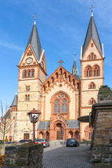 Fototapeta na wymiar Heppenheim Bergstrasse Kirche Sankt Peter