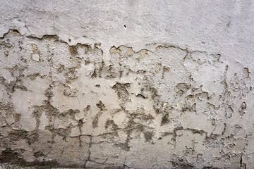 cracked color on a wall outside