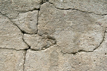 cracked color on a wall outside