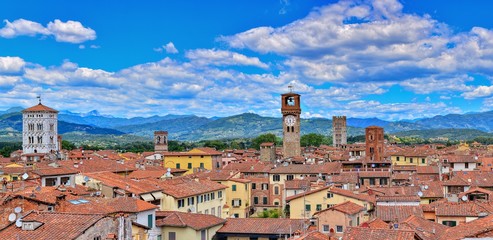 Medieval town Lucca in Tuscany, Italy. - obrazy, fototapety, plakaty