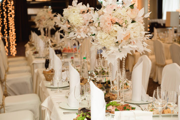 wedding banquet in a restaurant, party in a restaurant